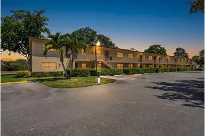 7310 NW 1st Street #102, Margate, FL 33063 - Photo 2