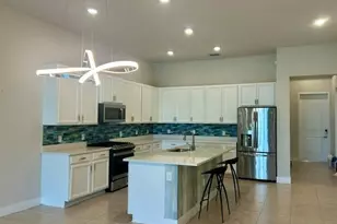 7642 N Blue Spring Dr, Parkland, FL 33067 - Photo 12