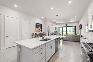 7642 N Blue Spring Dr, Parkland, FL 33067 - Photo 10