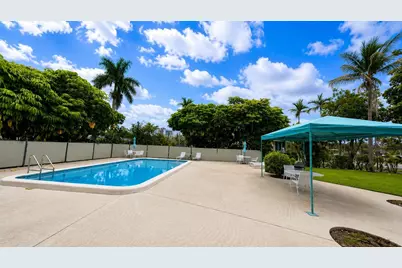 505 Spencer Drive #309, West Palm Beach, FL 33409 - Photo 4