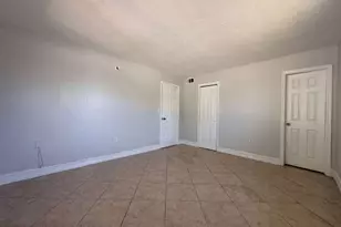 516 NW 179th St, Miami Gardens, FL 33169 - Photo 14