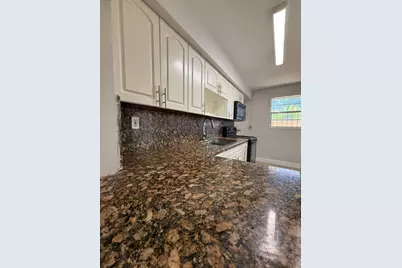 516 NW 179th Street, Miami Gardens, FL 33169 - Photo 4