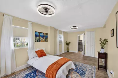140 W 31st Court, Riviera Beach, FL 33404 - Photo 22