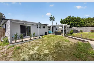140 W 31st Court, Riviera Beach, FL 33404 - Photo 48