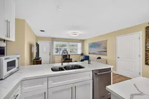 140 W 31st Ct, Riviera Beach, FL 33404 - Photo 18