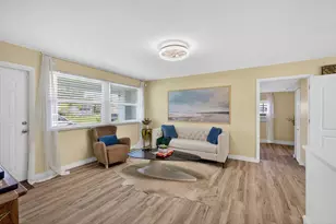 140 W 31st Ct, Riviera Beach, FL 33404 - Photo 6