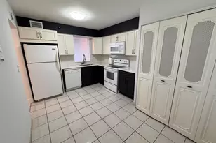 4570 NW 18th Ave, Deerfield Beach, FL 33064 - Photo 4
