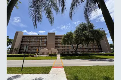 4570 NW 18th Avenue #605, Deerfield Beach, FL 33064 - Photo 1