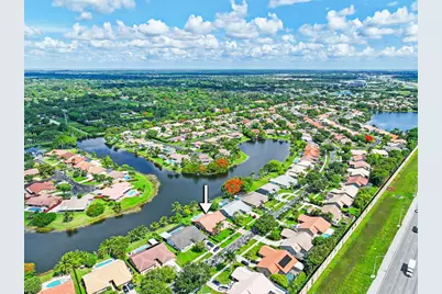 5531 Hawkes Bluff Avenue, Davie, FL 33331 - Photo 32