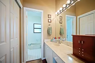5531 Hawkes Bluff Ave, Davie, FL 33331 - Photo 12