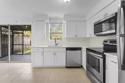 304 Georgian Park Drive, Jupiter, FL 33458 - Photo 12