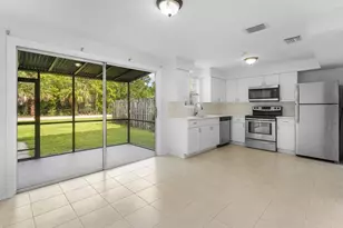 304 Georgian Park Dr, Jupiter, FL 33458 - Photo 8