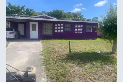 2804 Avenue J, Fort Pierce, FL 34947 - Photo 2