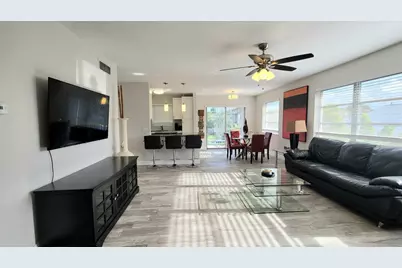 115 SW 1st Avenue #10, Boynton Beach, FL 33435 - Photo 1