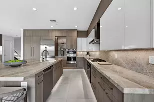 9931 Migration Pt, Palm Beach Gardens, FL 33412 - Photo 8