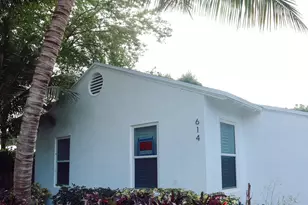 614 Palm St, West Palm Beach, FL 33401 - Photo 2