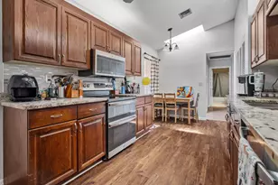 11909 Donlin Dr, Wellington, FL 33414 - Photo 8