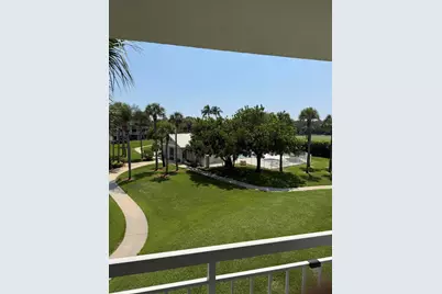 2791 Village Boulevard #302, West Palm Beach, FL 33409 - Photo 2