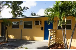 800 54th St, West Palm Beach, FL 33407 - Photo 1
