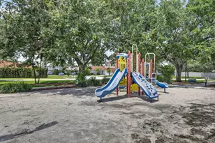327 SW 191st Terrace, Pembroke Pines, FL 33029 - Photo 50