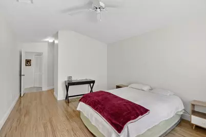 327 SW 191st Terrace, Pembroke Pines, FL 33029 - Photo 24