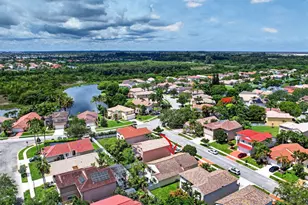 327 SW 191st Terrace, Pembroke Pines, FL 33029 - Photo 58