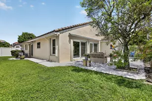 327 SW 191st Terrace, Pembroke Pines, FL 33029 - Photo 42