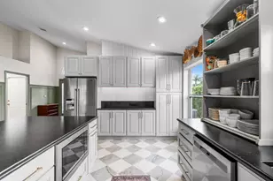 182 Saratoga Blvd E, Royal Palm Beach, FL 33411 - Photo 8