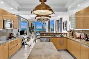7000 Island Blvd, Aventura, FL 33160 - Photo 22