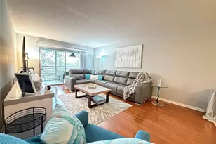 2304 Lucaya Ln, Coconut Creek, FL 33066 - Photo 2