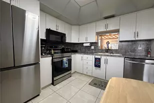 2304 Lucaya Ln, Coconut Creek, FL 33066 - Photo 24