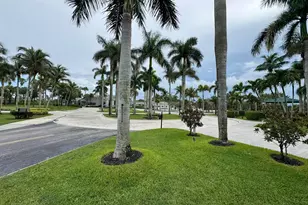 1831 Waldorf Dr, Royal Palm Beach, FL 33411 - Photo 74