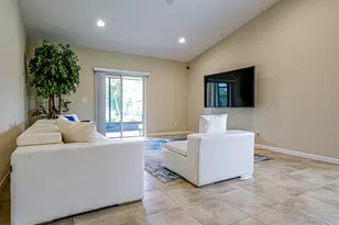 1750 SW Berkshire Cir Circle SW, Vero Beach, FL 32968 - Photo 8