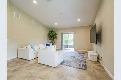 1750 SW Berkshire Cir Circle SW, Vero Beach, FL 32968 - Photo 6