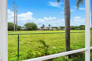 376 E Royal Cove Cir, Davie, FL 33325 - Photo 44