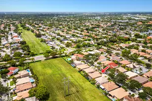 376 E Royal Cove Cir, Davie, FL 33325 - Photo 42