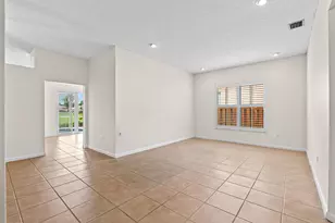 376 E Royal Cove Cir, Davie, FL 33325 - Photo 6