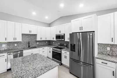 120 Mayfair Lane, Boynton Beach, FL 33426 - Photo 10