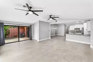 120 Mayfair Ln, Boynton Beach, FL 33426 - Photo 14