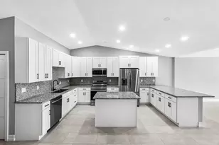 120 Mayfair Ln, Boynton Beach, FL 33426 - Photo 8