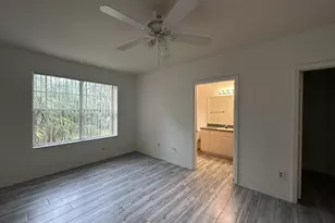 106 SW Peacock Blvd, Port Saint Lucie, FL 34986 - Photo 10