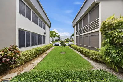 53 Piedmont B, Delray Beach, FL 33484 - Photo 32