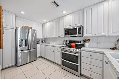 107 Rivinia Drive, Jupiter, FL 33458 - Photo 4