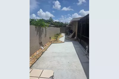 7751 NW 44th Court, Lauderhill, FL 33351 - Photo 20