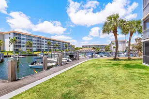 911 Gardenia Dr, Delray Beach, FL 33483 - Photo 1