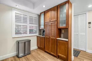911 Gardenia Dr, Delray Beach, FL 33483 - Photo 8