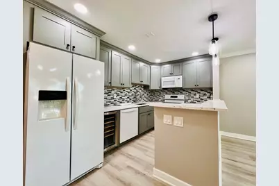 15 Bedford A, West Palm Beach, FL 33417 - Photo 2