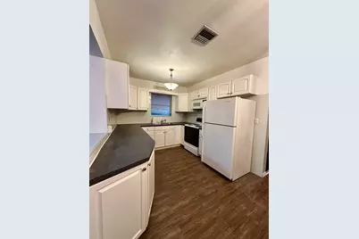 7000 SW 11th Street, Pembroke Pines, FL 33023 - Photo 10