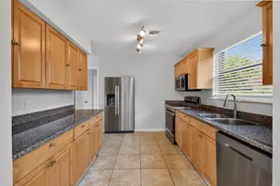 1317 Willow Rd, West Palm Beach, FL 33406 - Photo 10