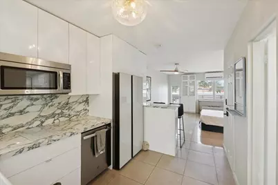 851 Meridian Avenue #33, Miami Beach, FL 33139 - Photo 2